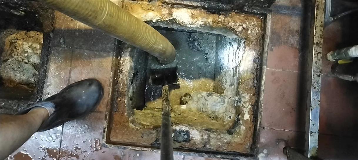 卡若污水池清理一般都有毒气，怎么预防中毒呢？